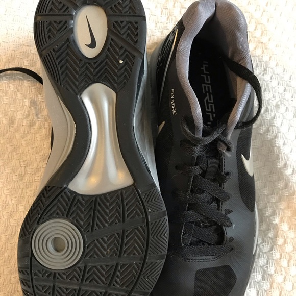 Nike flywire size 9.5 black - Picture 3 of 7